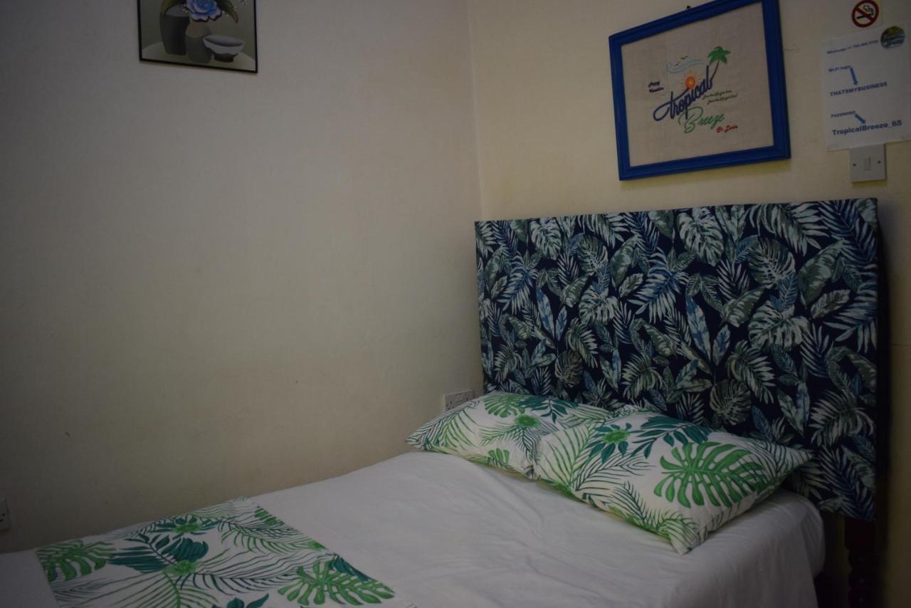 Tropical Breeze Vacation Home And Apartments Gros Islet Dış mekan fotoğraf