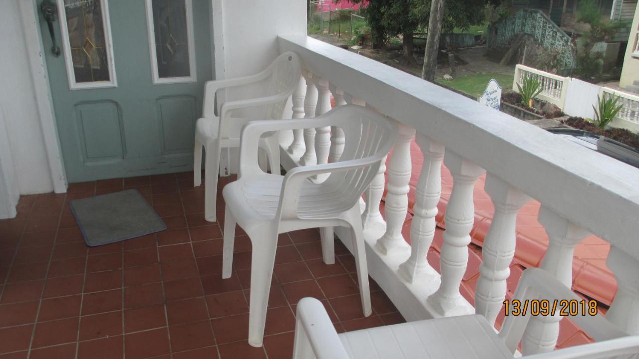 Tropical Breeze Vacation Home And Apartments Gros Islet Dış mekan fotoğraf
