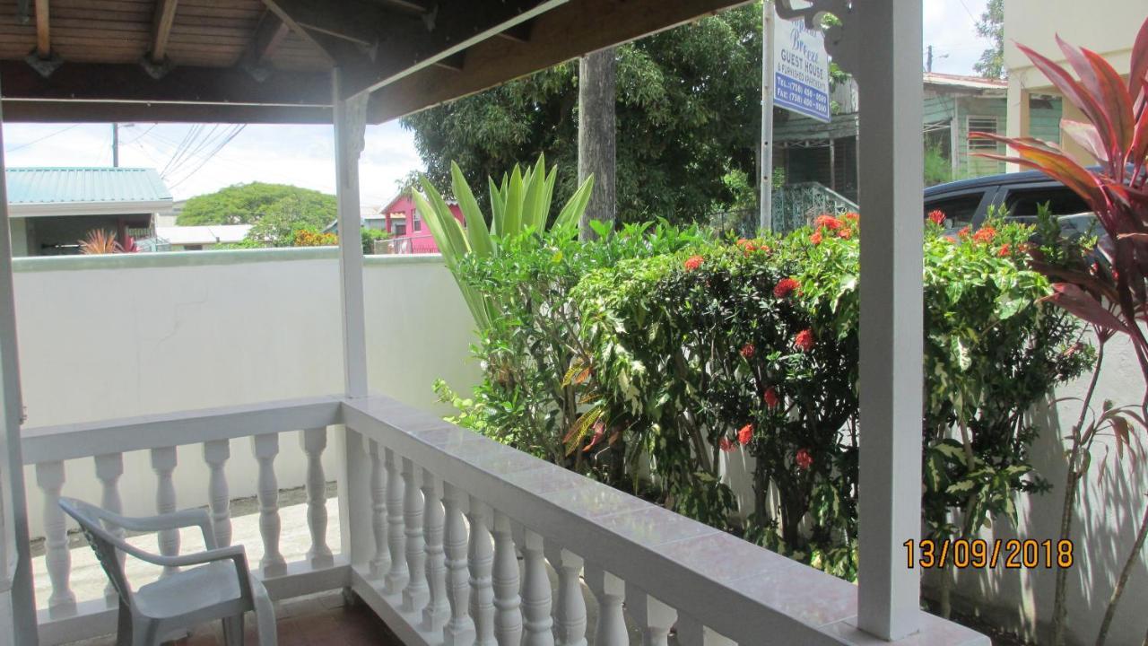 Tropical Breeze Vacation Home And Apartments Gros Islet Dış mekan fotoğraf