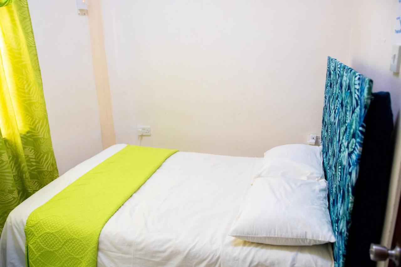 Tropical Breeze Vacation Home And Apartments Gros Islet Dış mekan fotoğraf