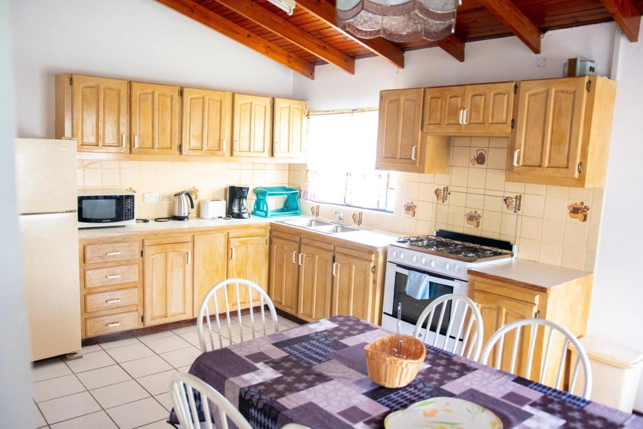 Tropical Breeze Vacation Home And Apartments Gros Islet Dış mekan fotoğraf