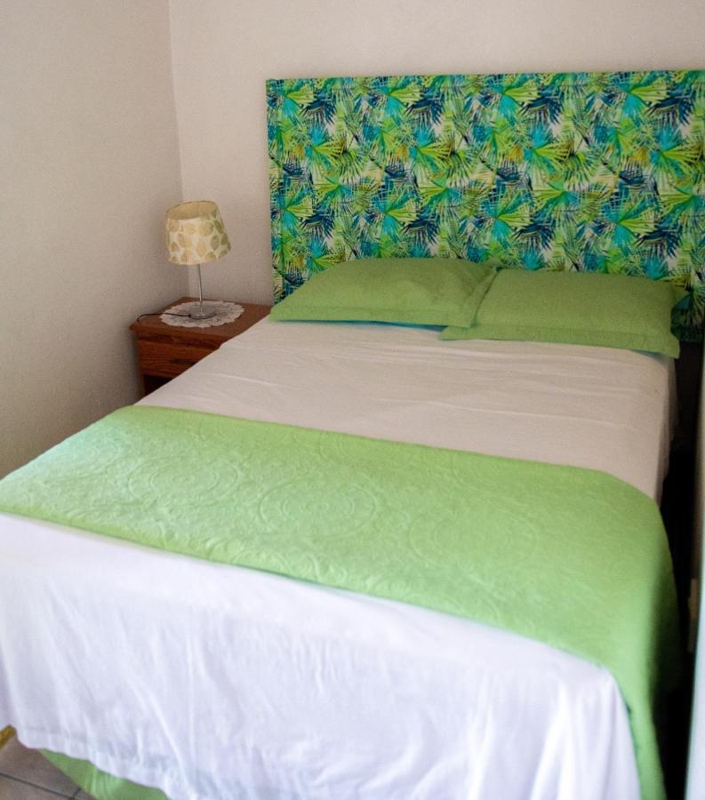 Tropical Breeze Vacation Home And Apartments Gros Islet Dış mekan fotoğraf
