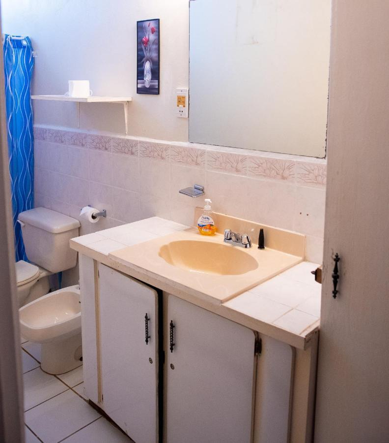 Tropical Breeze Vacation Home And Apartments Gros Islet Dış mekan fotoğraf