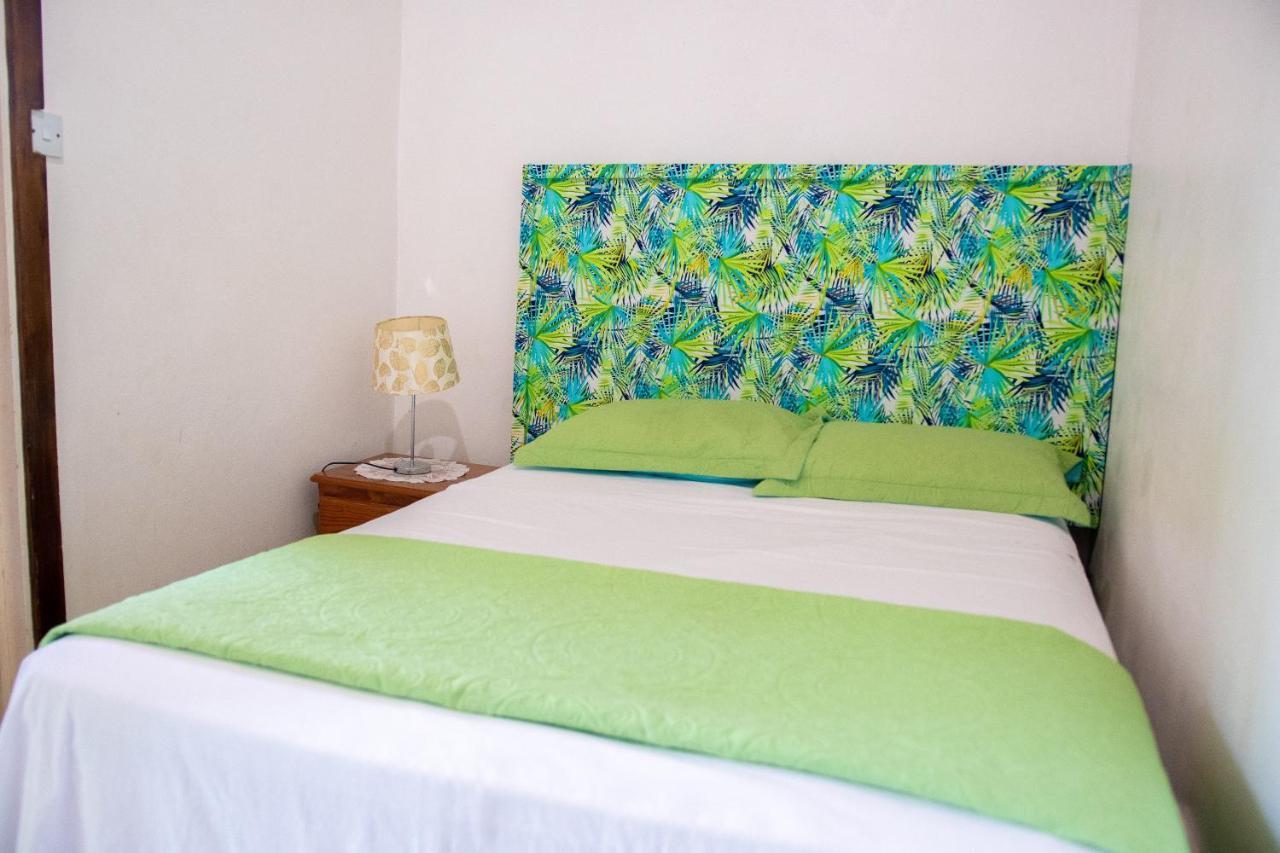 Tropical Breeze Vacation Home And Apartments Gros Islet Dış mekan fotoğraf